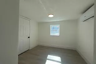 401 E Columbus Dr, Tampa, FL 33602 - Photo 7