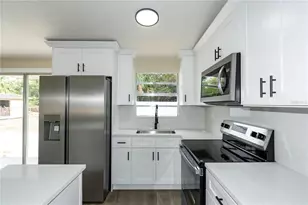 8325 Endive Ave, Tampa, FL 33619 - Photo 5