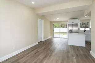 8325 Endive Ave, Tampa, FL 33619 - Photo 11