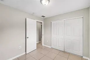 2608 5th Ave E, Palmetto, FL 34221 - Photo 9