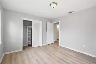 2817 Hawthorne St, Sarasota, FL 34239 - Photo 29