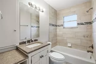 2817 Hawthorne St, Sarasota, FL 34239 - Photo 39