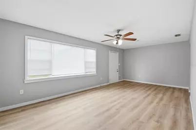 2817 Hawthorne Street, Sarasota, FL 34239 - Photo 13