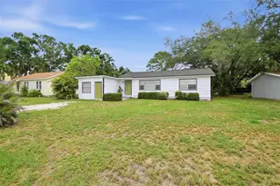 2817 Hawthorne St, Sarasota, FL 34239 - Photo 3