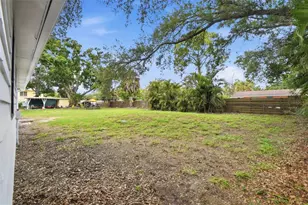 2817 Hawthorne St, Sarasota, FL 34239 - Photo 41