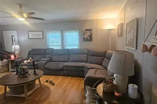 475 Papaya Cir, Sebastian, FL 32976 - Photo 5