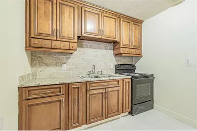 14918 Pinecrest Road, Tampa, FL 33613 - Photo 5