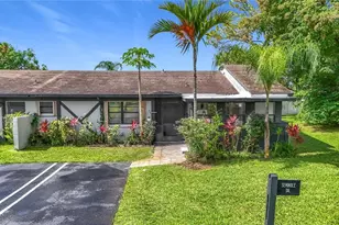 55 Seminole Dr, Royal Palm Beach, FL 33411 - Photo 31