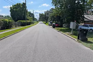 312 E 7th St, Apopka, FL 32703 - Photo 11