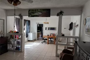 312 E 7th St, Apopka, FL 32703 - Photo 3