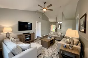 6521 Garden Spring Ct, Orlando, FL 32818 - Photo 5