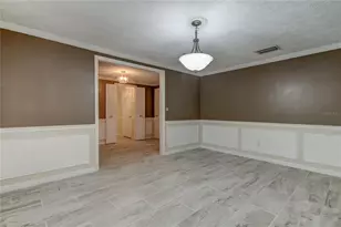 10406 Reclinata Ln, Tampa, FL 33618 - Photo 21