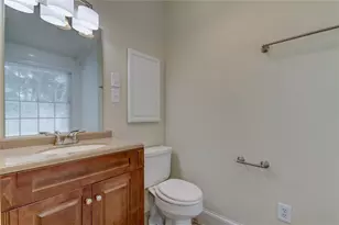10406 Reclinata Ln, Tampa, FL 33618 - Photo 49