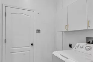 2031 Wintermere Pointe Dr, Winter Garden, FL 34787 - Photo 9