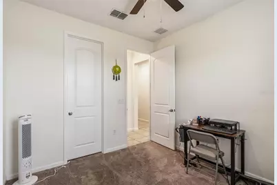 31724 Broadwater Avenue, Leesburg, FL 34748 - Photo 17