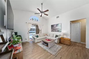 1611 Bridgeview Cir, Orlando, FL 32824 - Photo 17