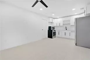 1701 E Bay St, Winter Garden, FL 34787 - Photo 9
