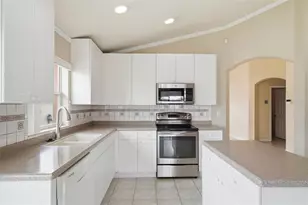 2819 Maguire Dr, Kissimmee, FL 34741 - Photo 13