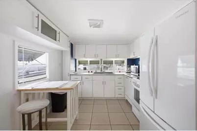 6621 Kansas Street, Bradenton, FL 34207 - Photo 9