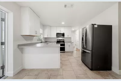 11325 110th Avenue, Largo, FL 33778 - Photo 9