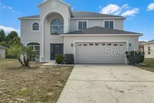 422 Lakeview Rd, Kissimmee, FL 34759 - Photo 1