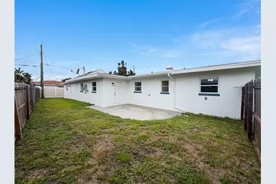 567 Baywood Drive N, Dunedin, FL 34698 - Photo 5