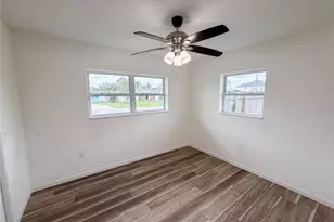 567 Baywood Dr N, Dunedin, FL 34698 - Photo 11