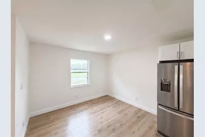 845 40th Avenue S, Saint Petersburg, FL 33705 - Photo 9