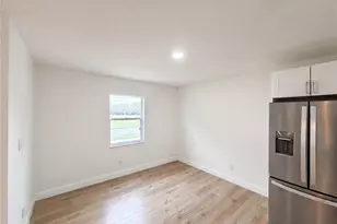 845 40th Ave S, Saint Petersburg, FL 33705 - Photo 9