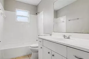 2904 Arch Dr, Sarasota, FL 34232 - Photo 13