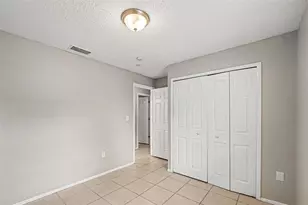 2904 Arch Dr, Sarasota, FL 34232 - Photo 9