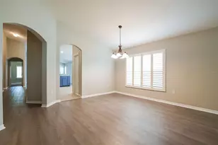 3136 Lindera Dr, Deltona, FL 32725 - Photo 5