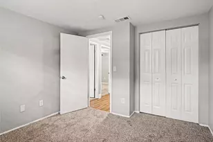 2111 Fairfield Ave, Sarasota, FL 34232 - Photo 11