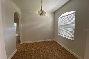 1004 Pine Tree Dr, Eustis, FL 32726 - Photo 5