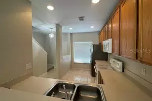 10817 Savannah Wood Dr, Orlando, FL 32832 - Photo 11