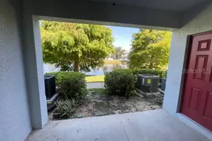 10817 Savannah Wood Dr, Orlando, FL 32832 - Photo 5