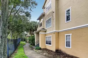 2674 Robert Trent Jones Dr, Orlando, FL 32835 - Photo 3