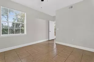 2674 Robert Trent Jones Dr, Orlando, FL 32835 - Photo 19