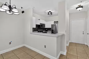 2674 Robert Trent Jones Dr, Orlando, FL 32835 - Photo 11