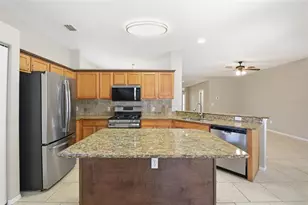 12521 Tall Pines Way, Bradenton, FL 34202 - Photo 15