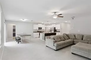 4918 Wild Senna Blvd, Tampa, FL 33619 - Photo 11
