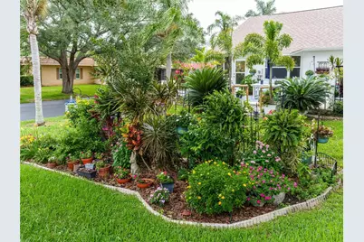 9234 Santa Monica Way, New Port Richey, FL 34655 - Photo 45
