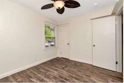1419 55th Street S, Gulfport, FL 33707 - Photo 25