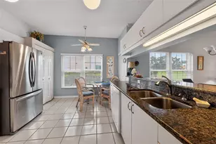 4706 Sand Trap Street Circle E, Bradenton, FL 34203 - Photo 9
