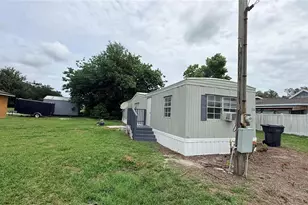 115 Whitfield St, Mulberry, FL 33860 - Photo 9