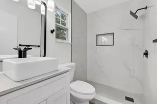 308 S Shadow Bay Dr, Orlando, FL 32825 - Photo 17