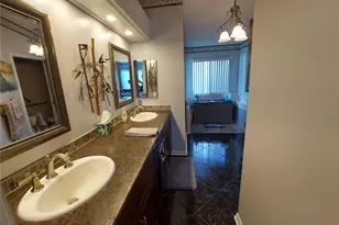 26010 Newcombe Cir, Leesburg, FL 34748 - Photo 21
