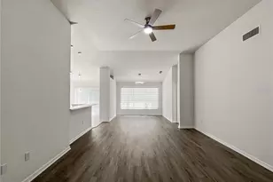 1537 Maximilian Dr, Wesley Chapel, FL 33543 - Photo 27
