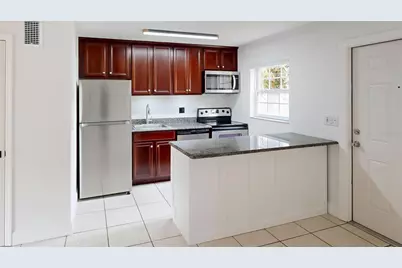 2501 E Central Boulevard #10, Orlando, FL 32803 - Photo 9