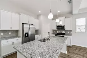 841 Underwood Ave, Saint Cloud, FL 34771 - Photo 5